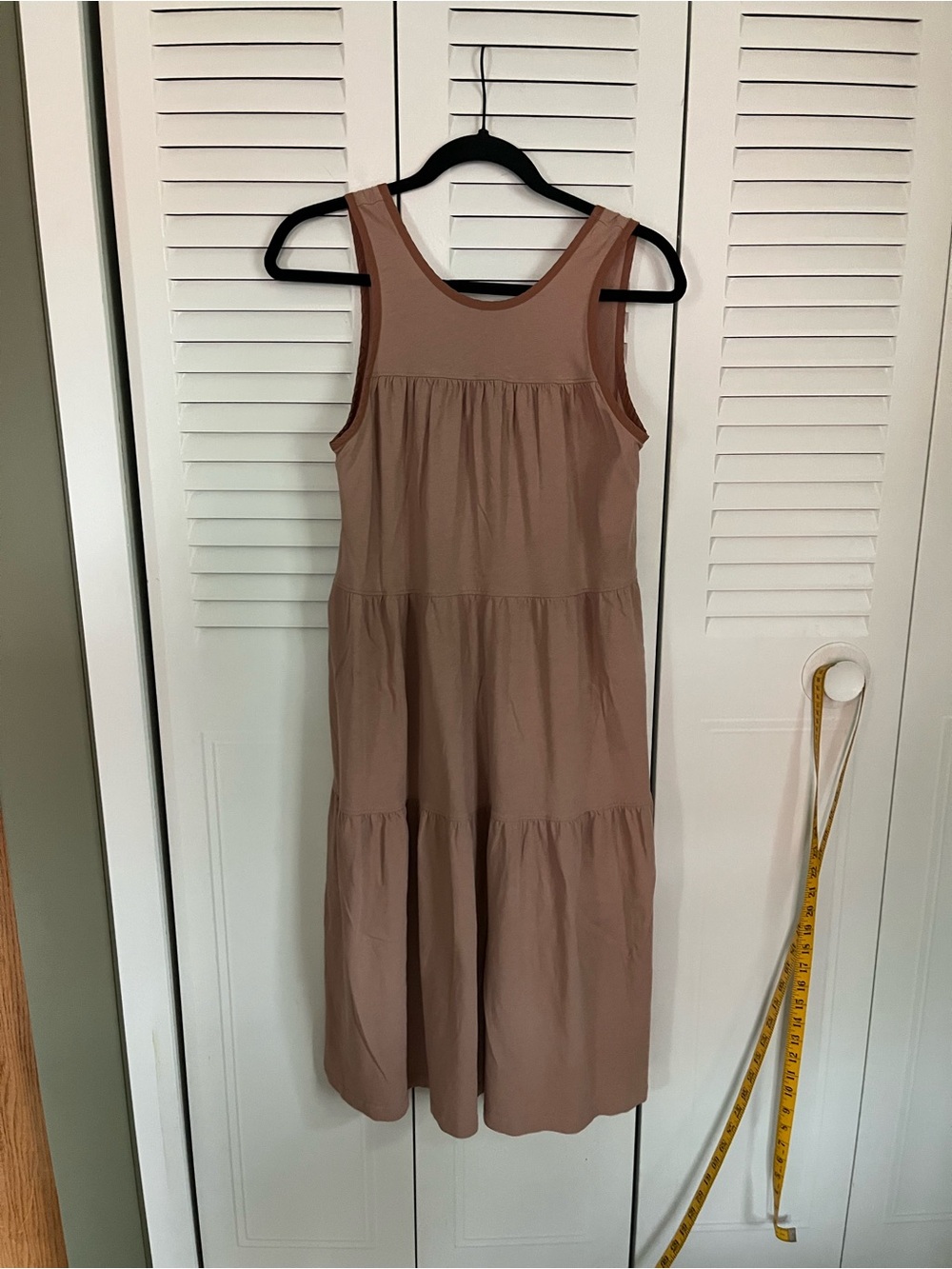 Everlane Sleeveless Tiered Midi Dress - Neutral Mauve